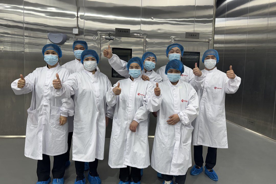 城市工厂的一线员工